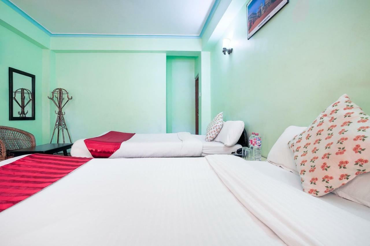 Hotel Rudrakshya Pokhara Zewnętrze zdjęcie