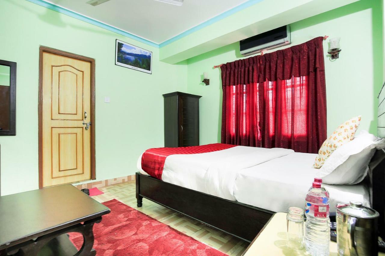 Hotel Rudrakshya Pokhara Zewnętrze zdjęcie