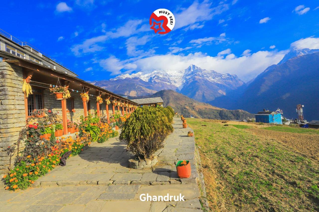 Hotel Rudrakshya Pokhara Zewnętrze zdjęcie